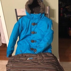 Burton dry/ride ski jacket with matching pants.